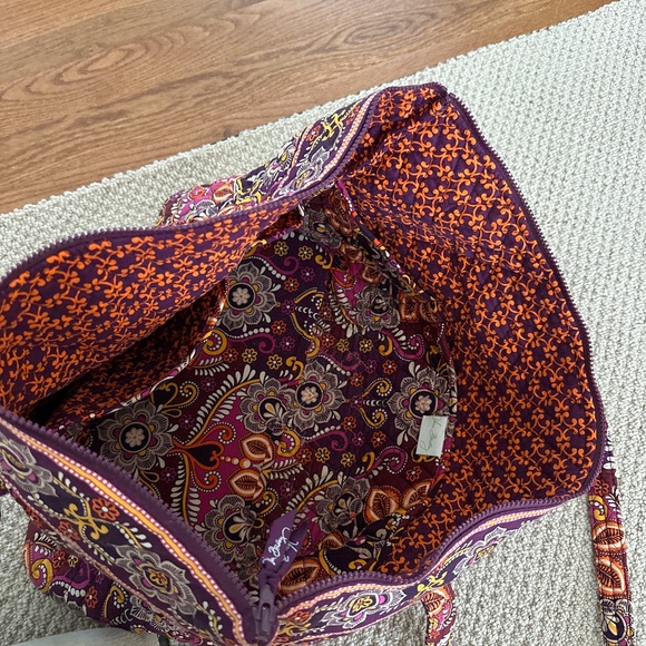 Vera Bradley Tote - Picture 3 of 3